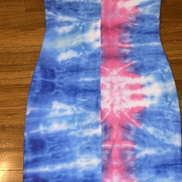 NWOT Superdown tie dye dress - Picture 7 of 7